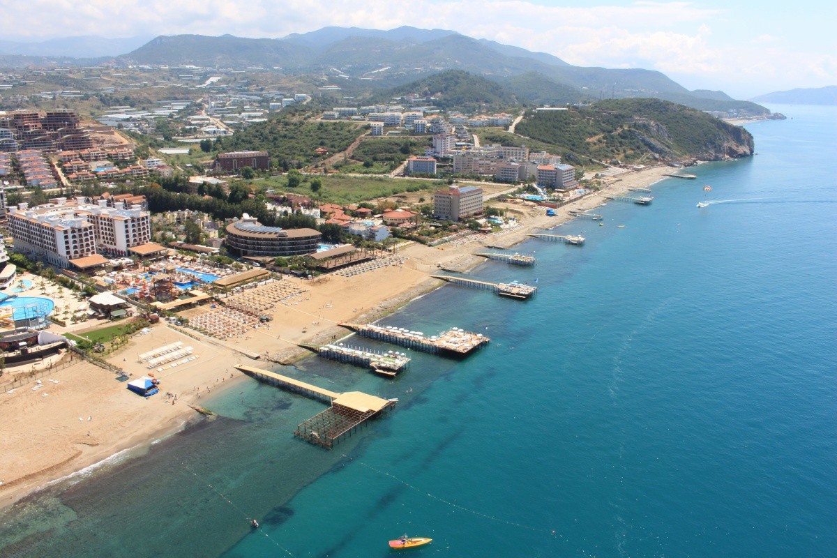 Quattro Beach Spa & Resort