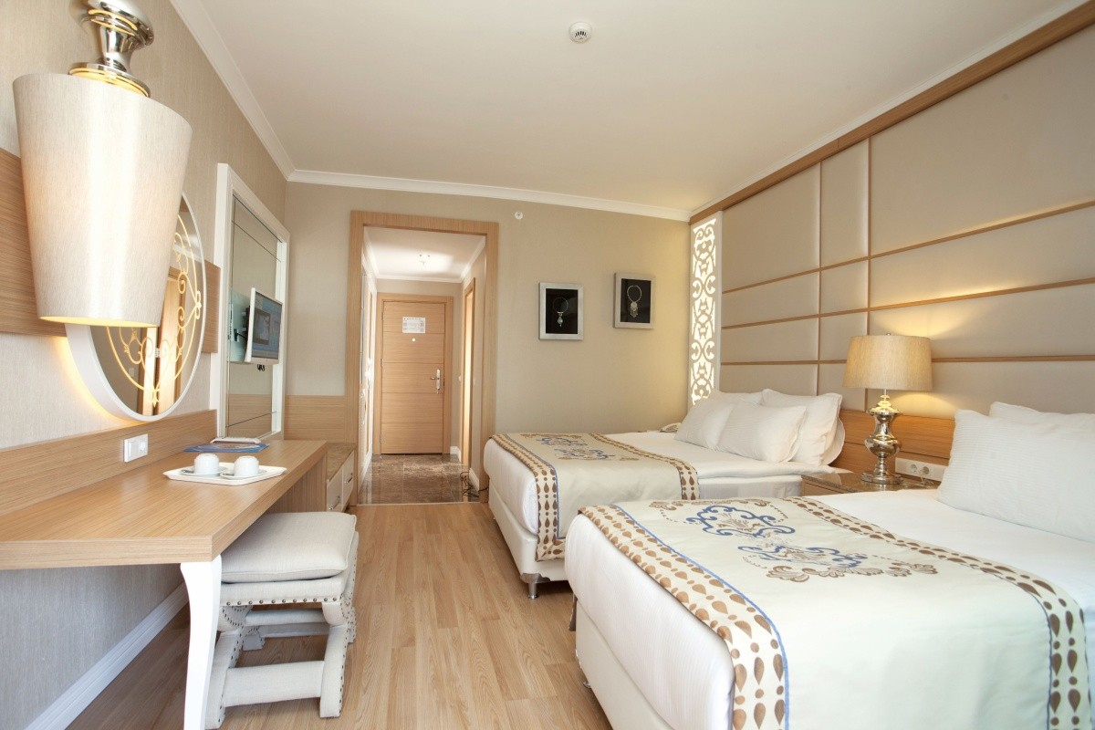 Quattro Beach Spa & Resort