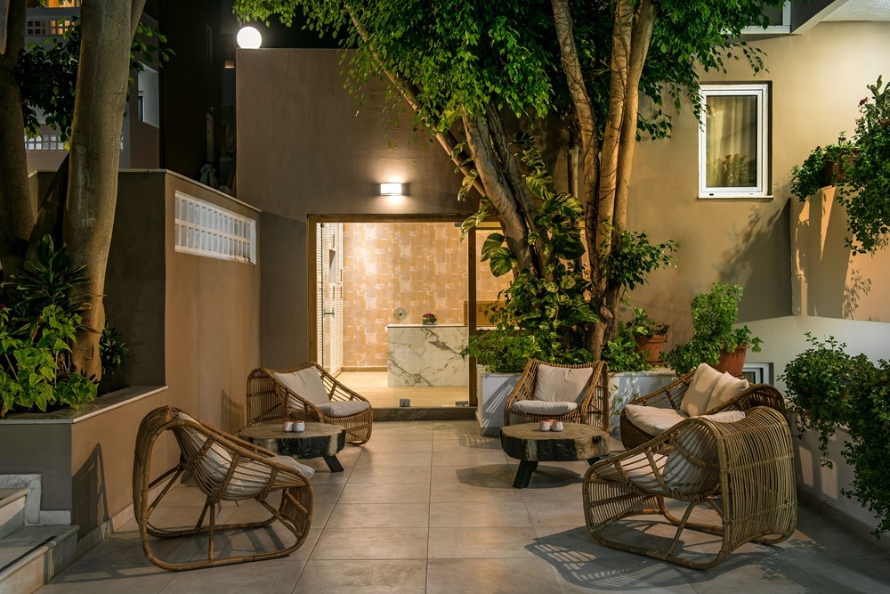 Troulis Apartments