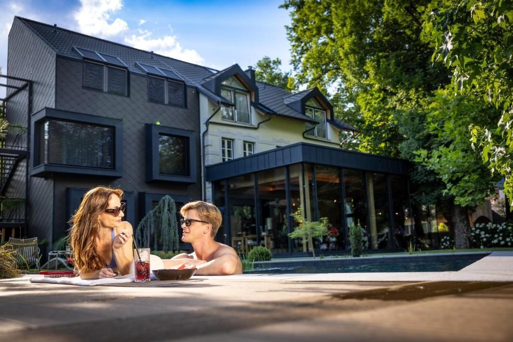 Sunrose 7 - Heritage Boutique
