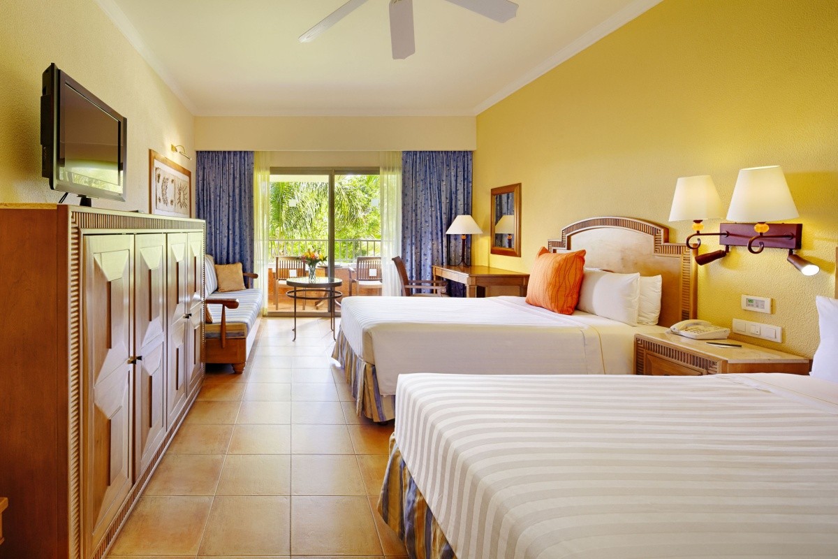 Barcelo Maya Colonial