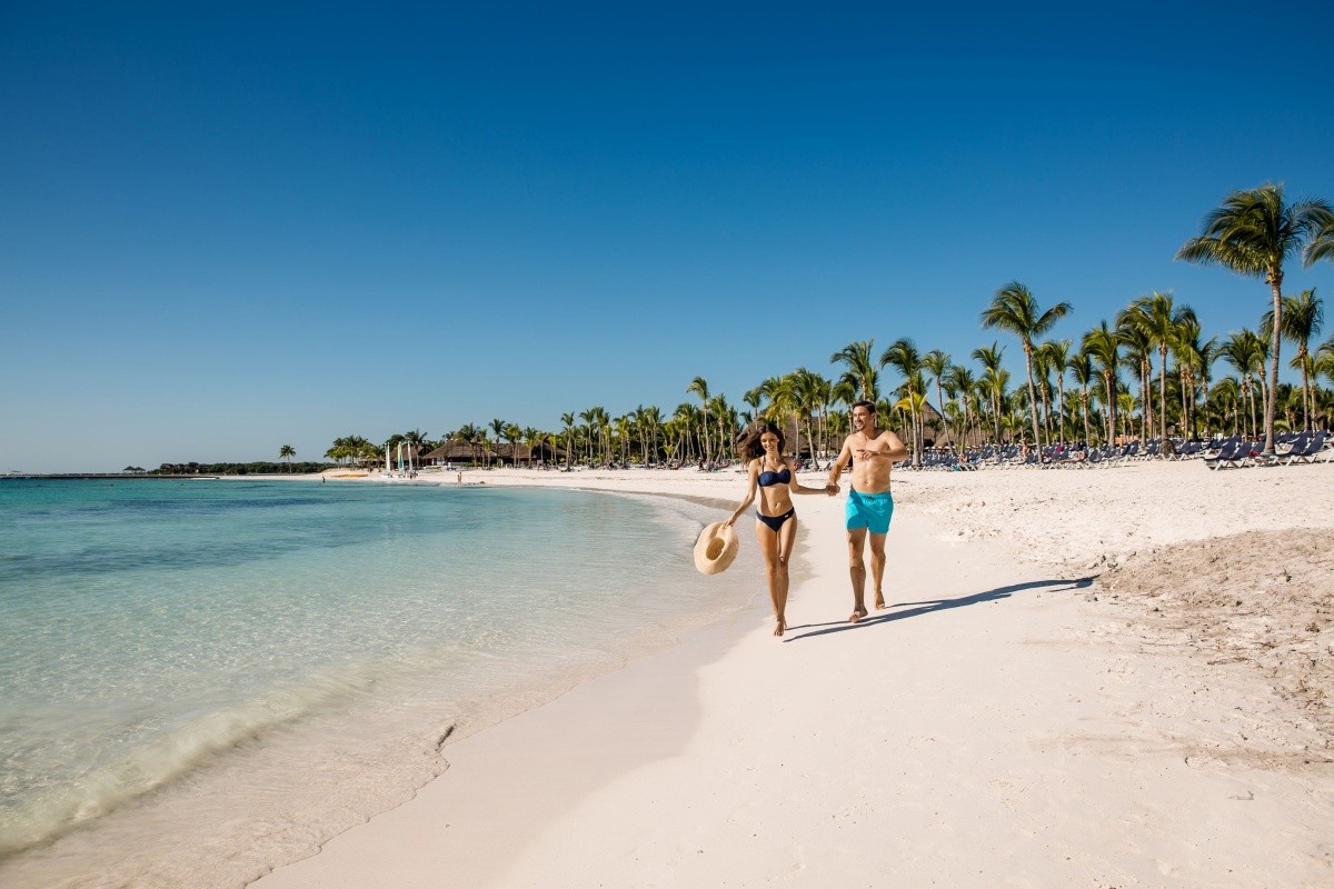 Barcelo Maya Colonial