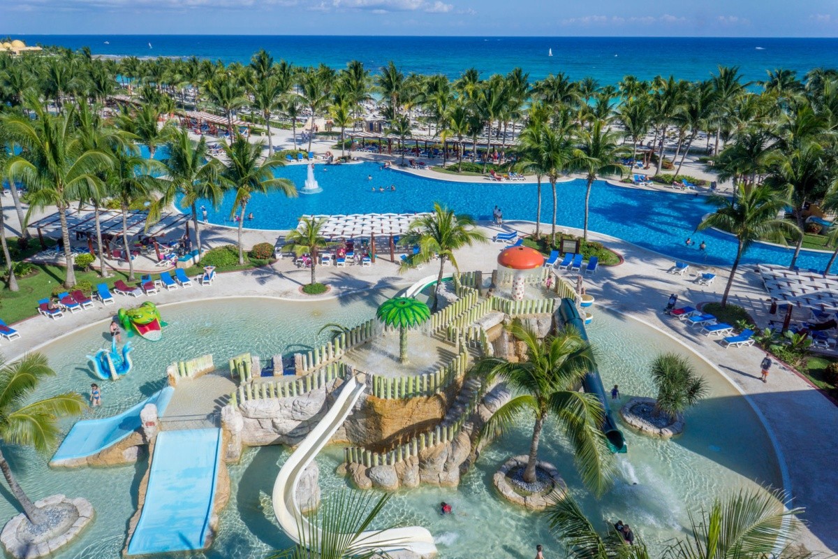 Barcelo Maya Colonial