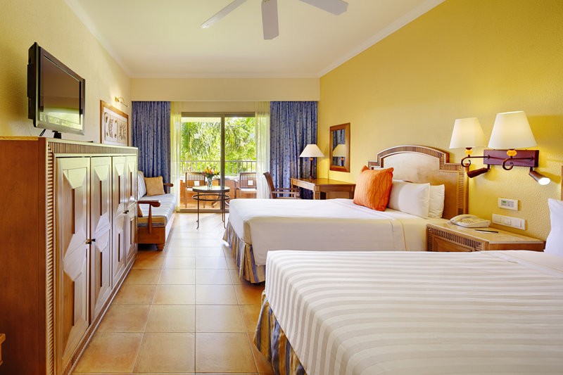 Barcelo Maya Colonial