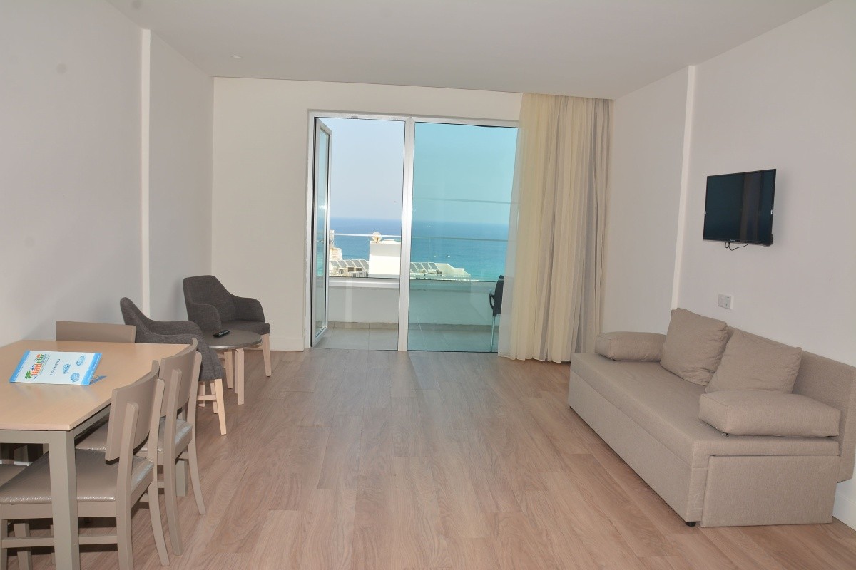 Melini Hotel Suites