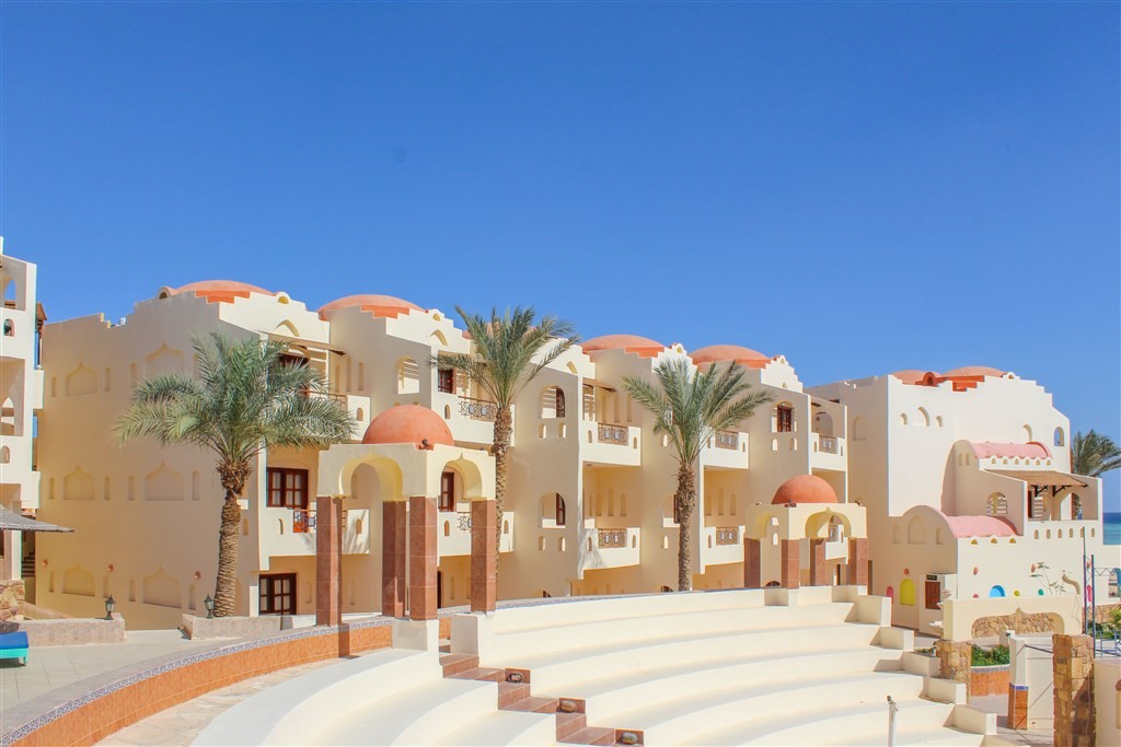 Protels Beach Club & Spa Resort