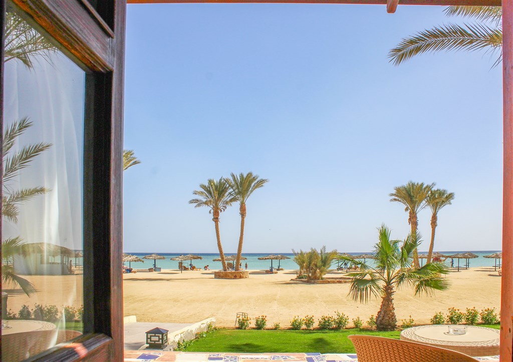 Protels Beach Club & Spa Resort