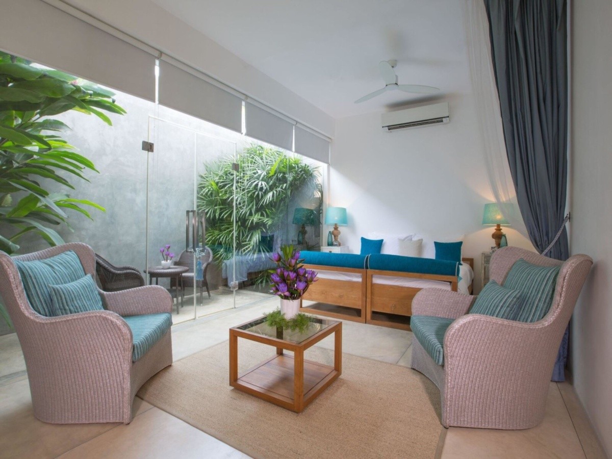 Sri Sharavi Beach Villas & Spa (Kamburugamuwa)