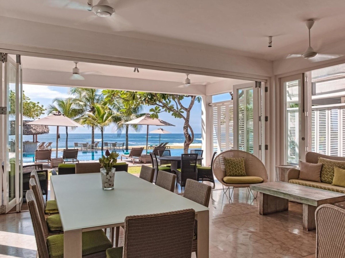 Sri Sharavi Beach Villas & Spa (Kamburugamuwa)