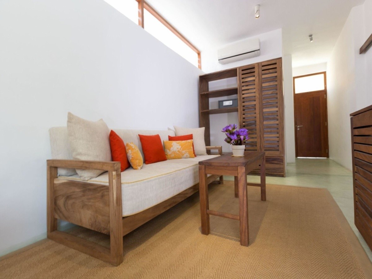 Sri Sharavi Beach Villas & Spa (Kamburugamuwa)
