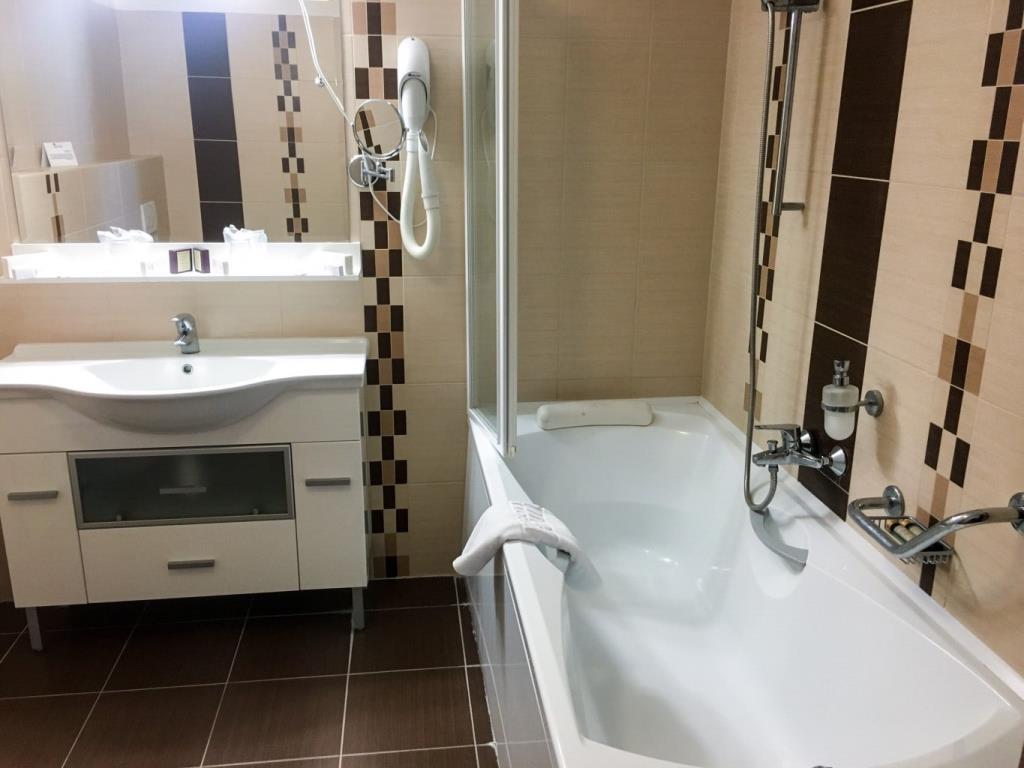 Hotel Famulus Business