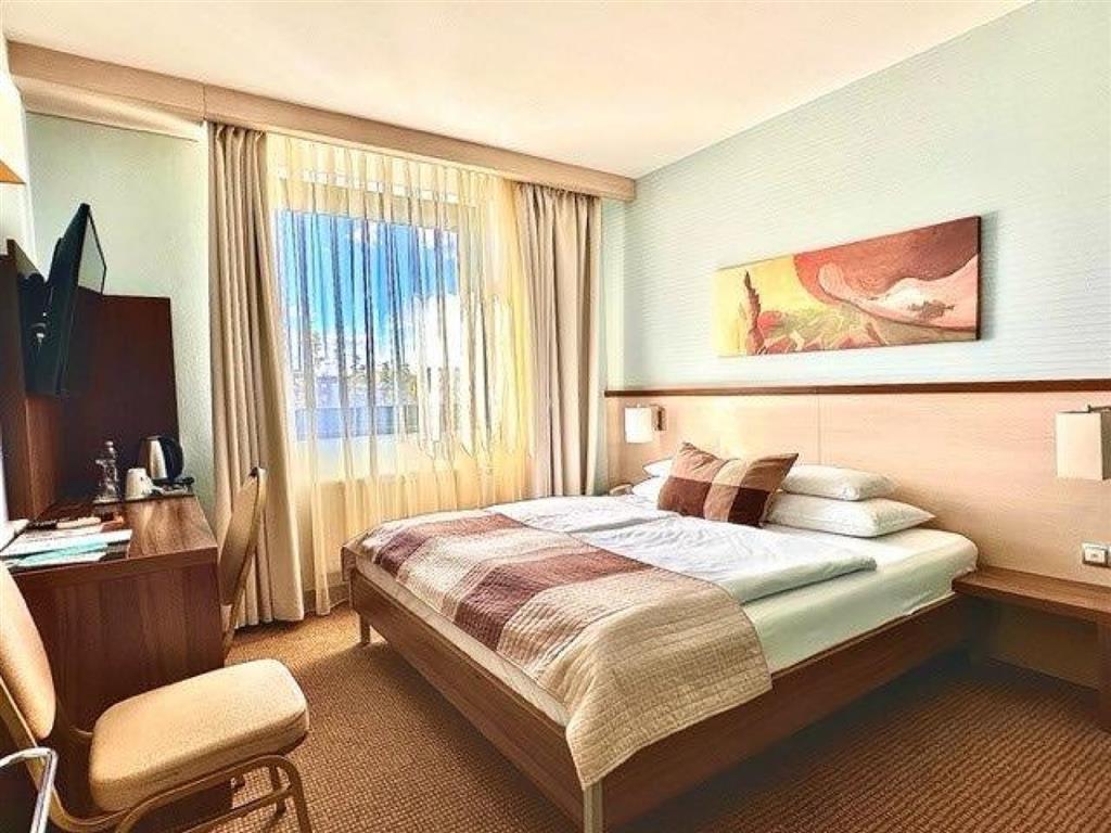 Hotel Famulus Business