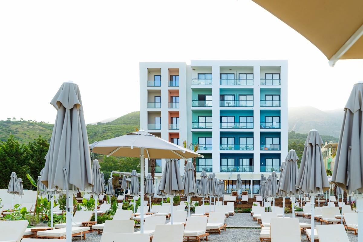 Morina Beach