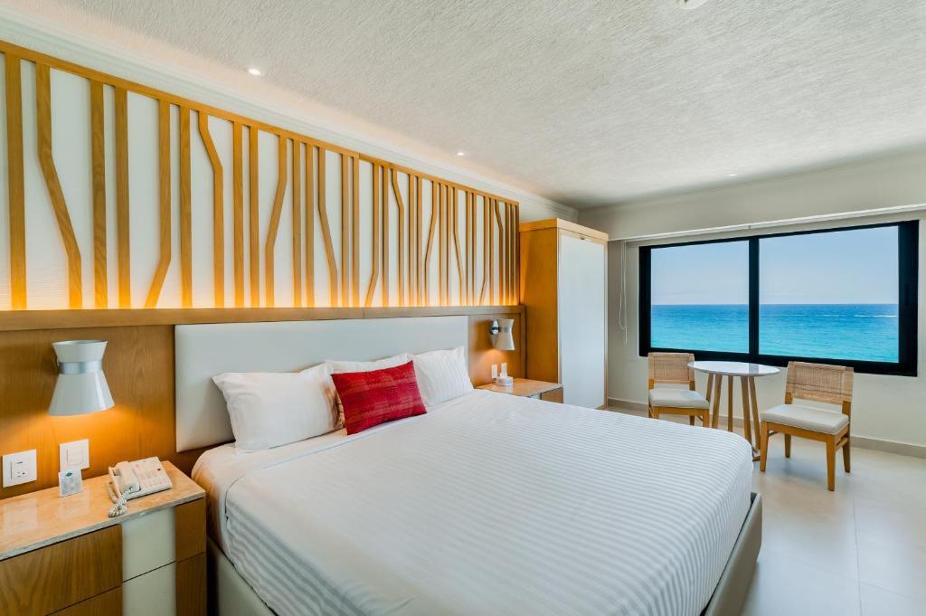 Royal Solaris Cancun