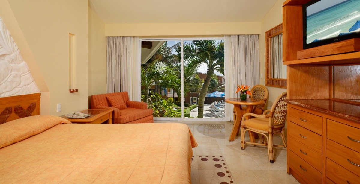 Sunset Fishermen Beach Resort