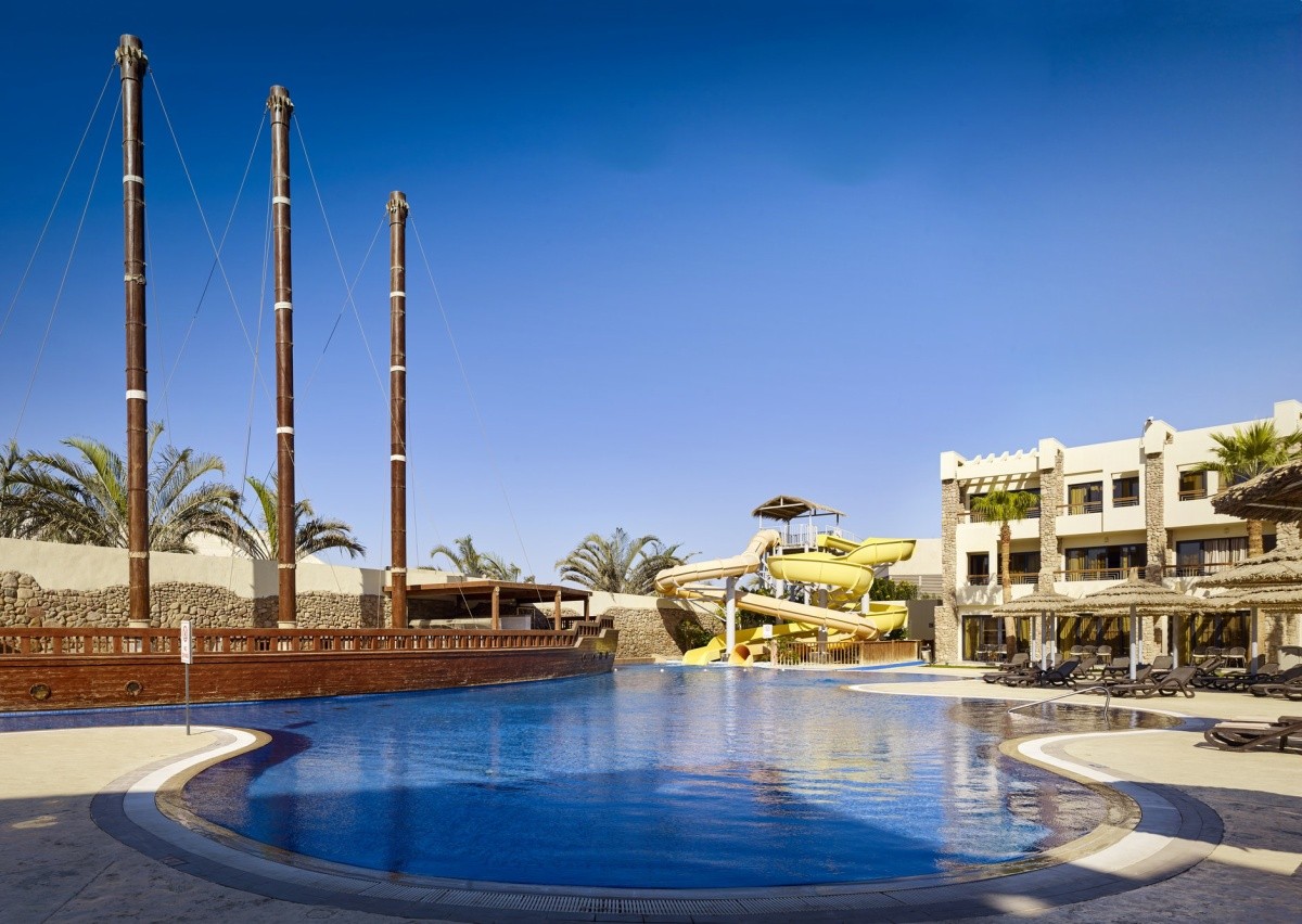 Coral Sea Imperial Resort