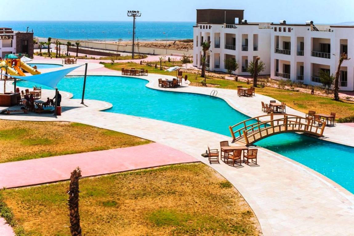 New Eagles Aqua Park Resort