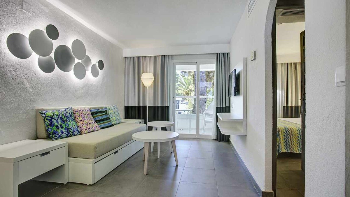 Tui Magic Life Club Cala Pada