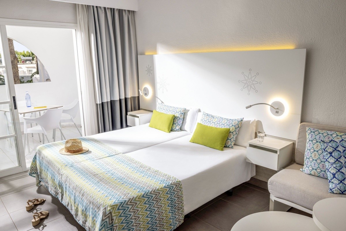 Tui Magic Life Club Cala Pada