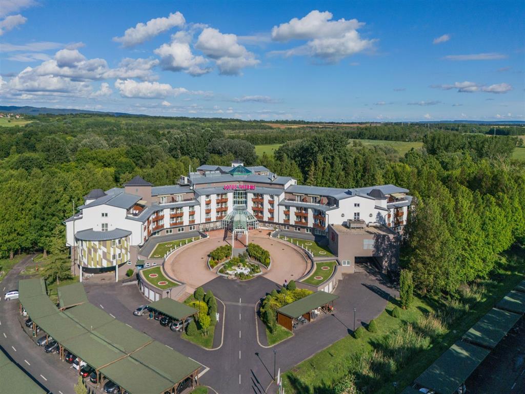 Lotus Therme Hotel & Spa