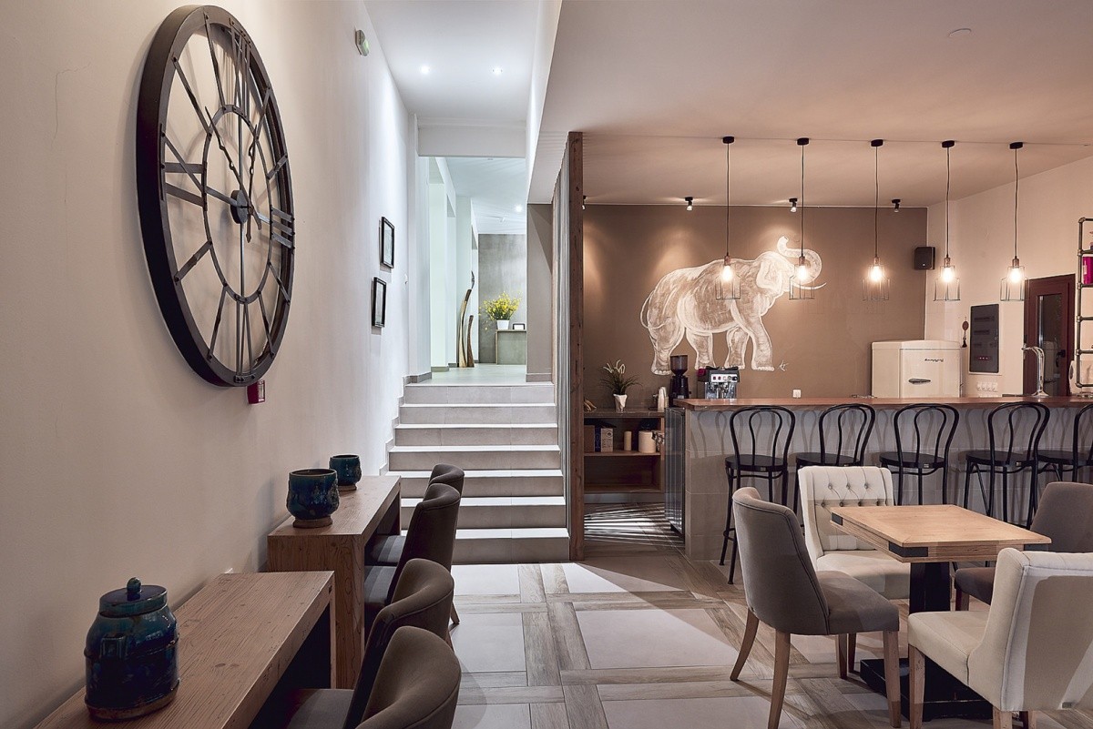 Glavas Inn