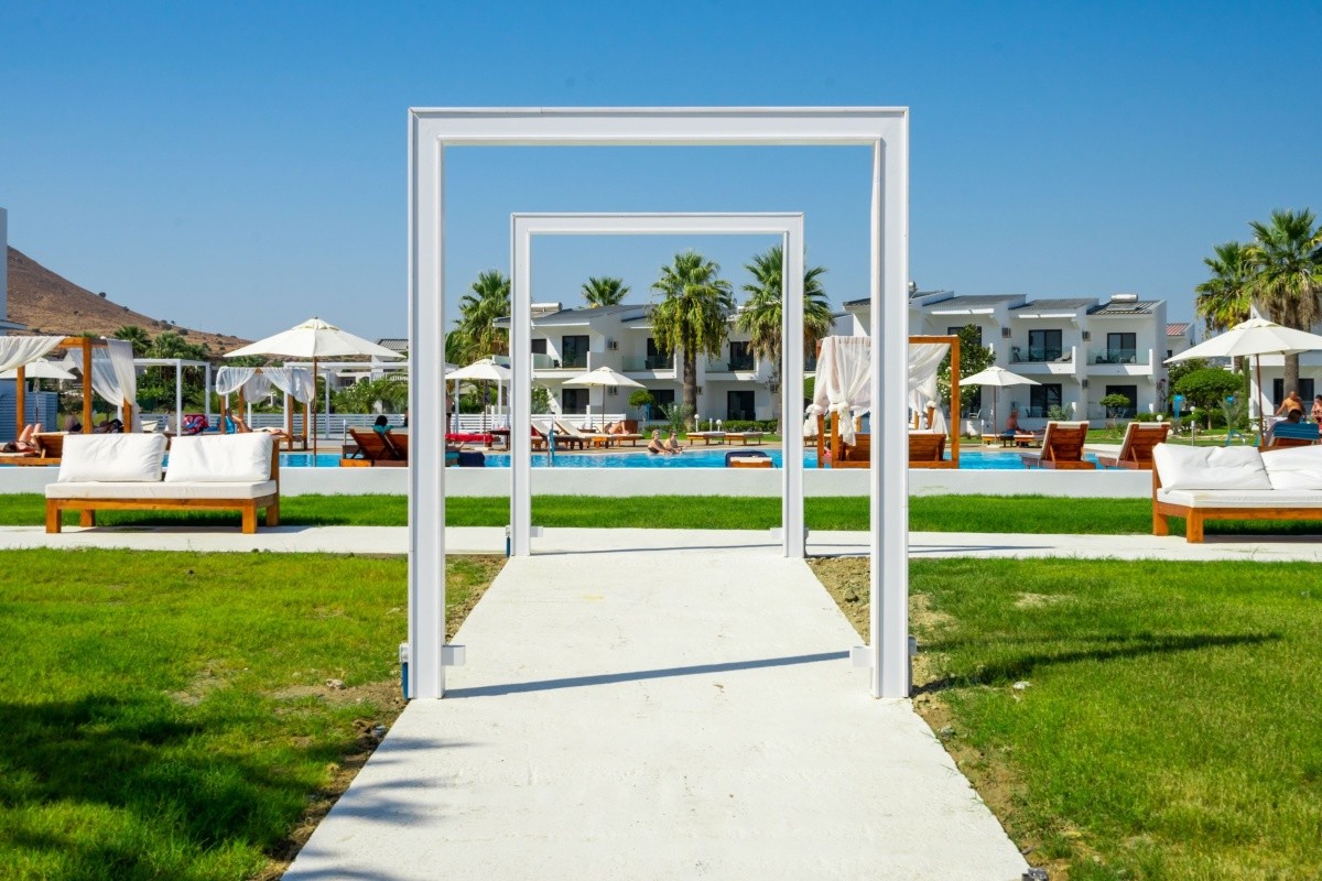 Kamari Plus (Ex. Kamari Beach)