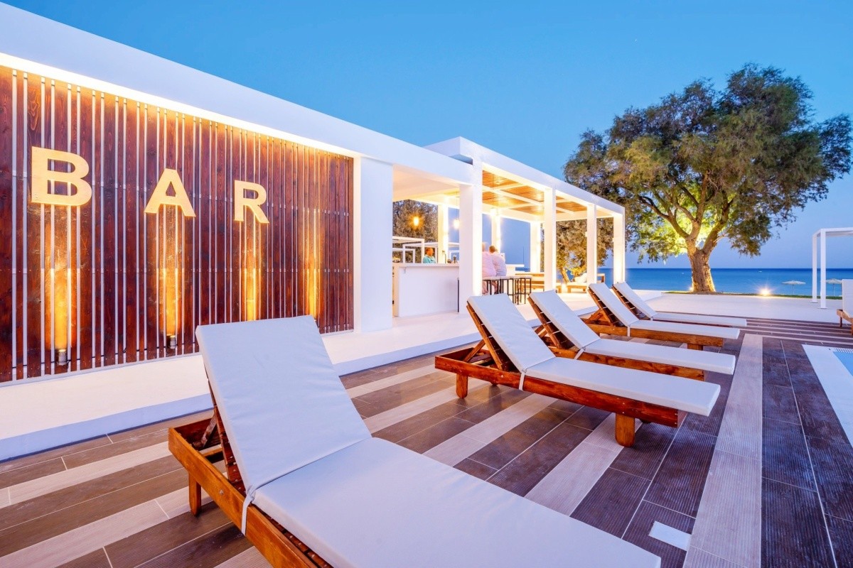 Kamari Plus (Ex. Kamari Beach)
