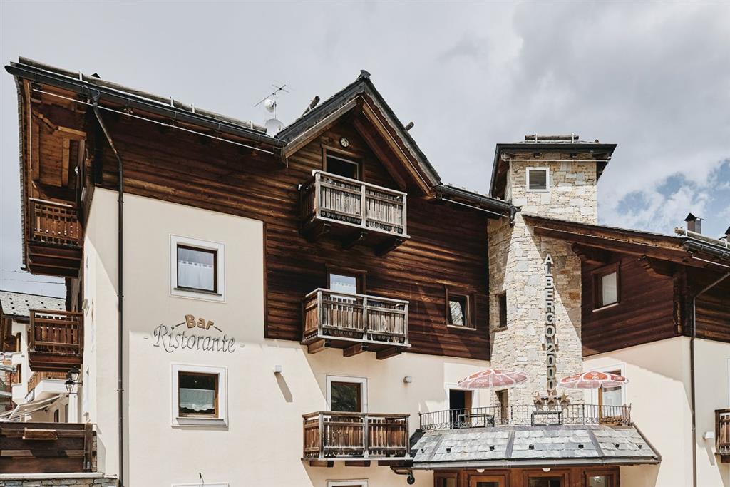 Hotel 2000 Eira (polopenze)