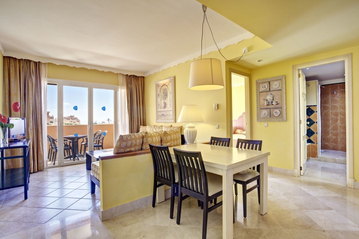 Grupotel Macarella Suites & Spa