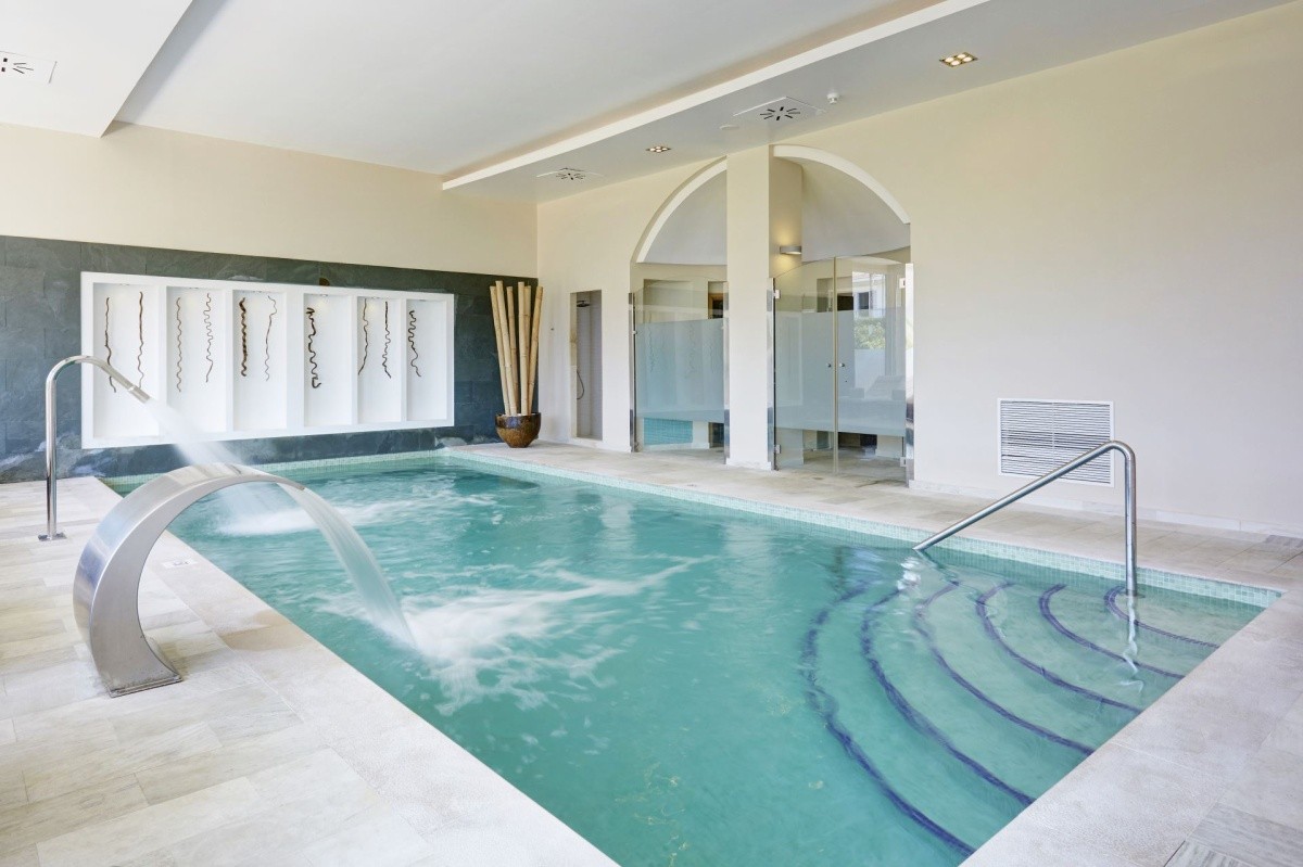 Grupotel Macarella Suites & Spa