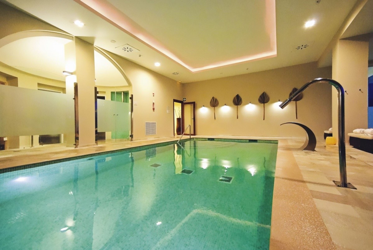 Grupotel Macarella Suites & Spa
