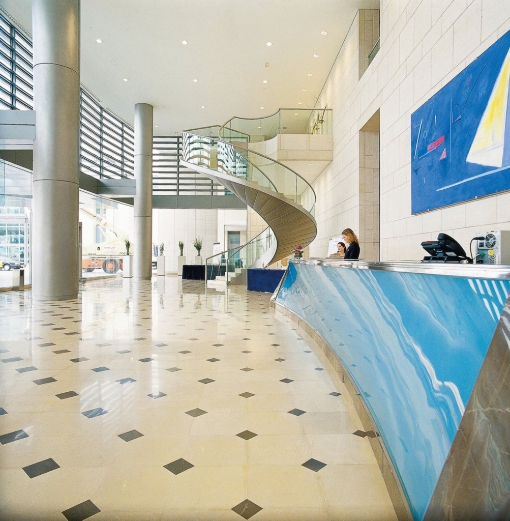 Eurostars Grand Marina Hotel