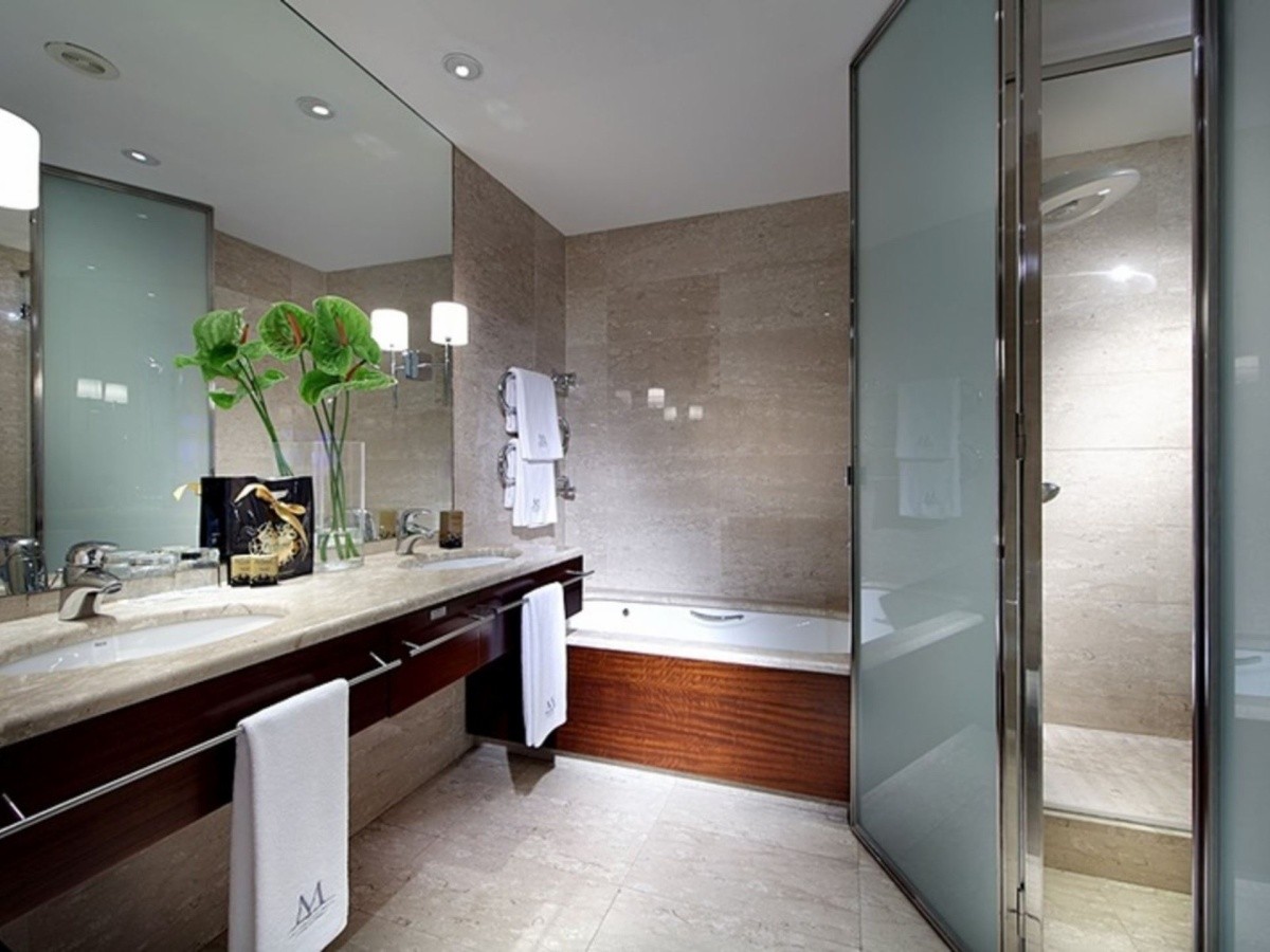 Eurostars Grand Marina Hotel