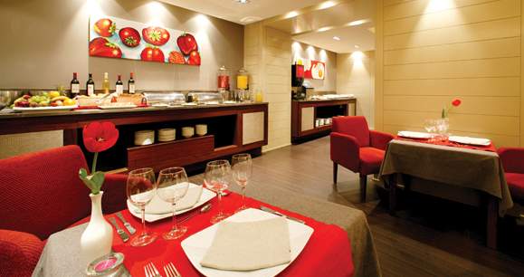 Hotel Midmost