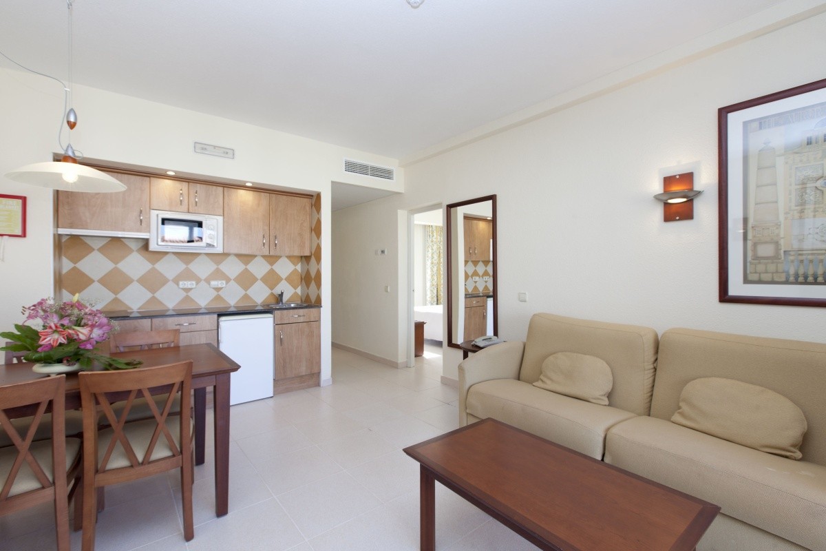 Valentin Son Bou Hotel & Apartements