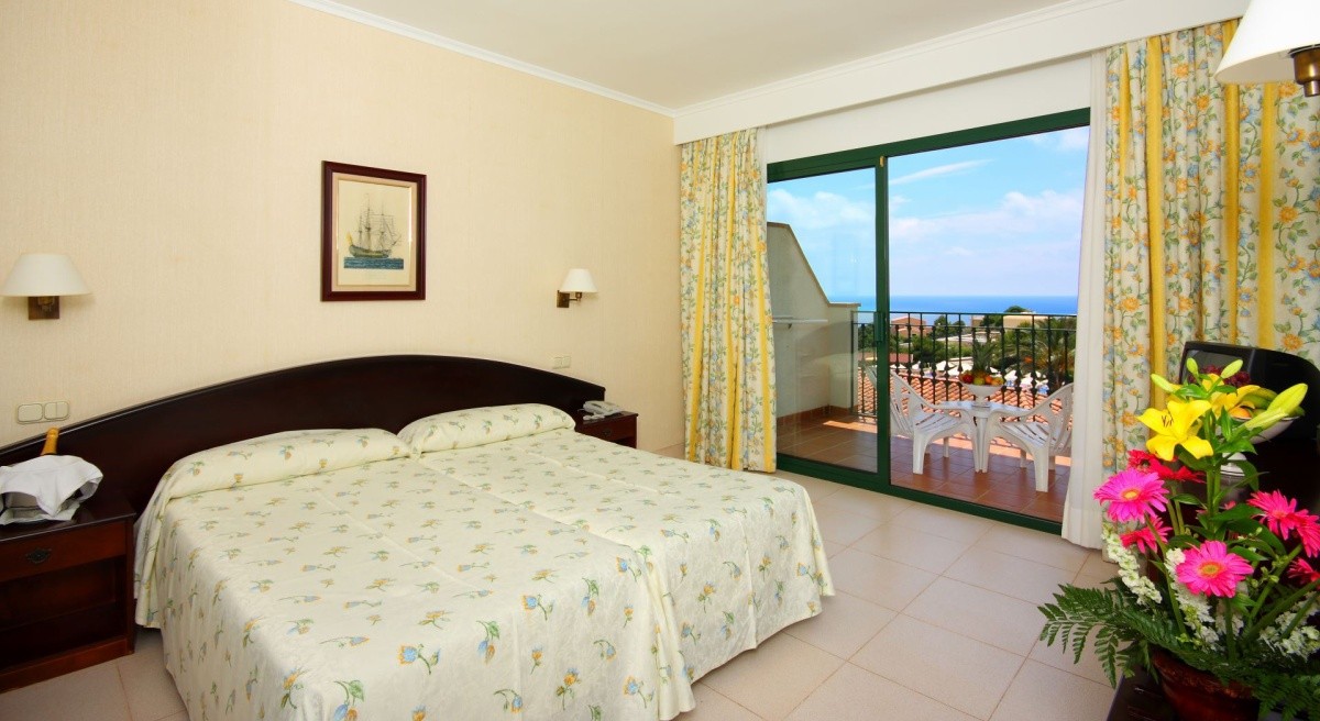 Valentin Son Bou Hotel & Apartements