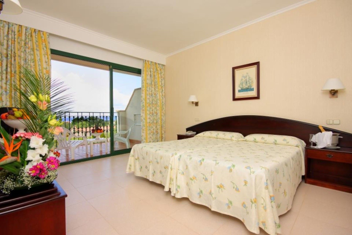 Valentin Son Bou Hotel & Apartements
