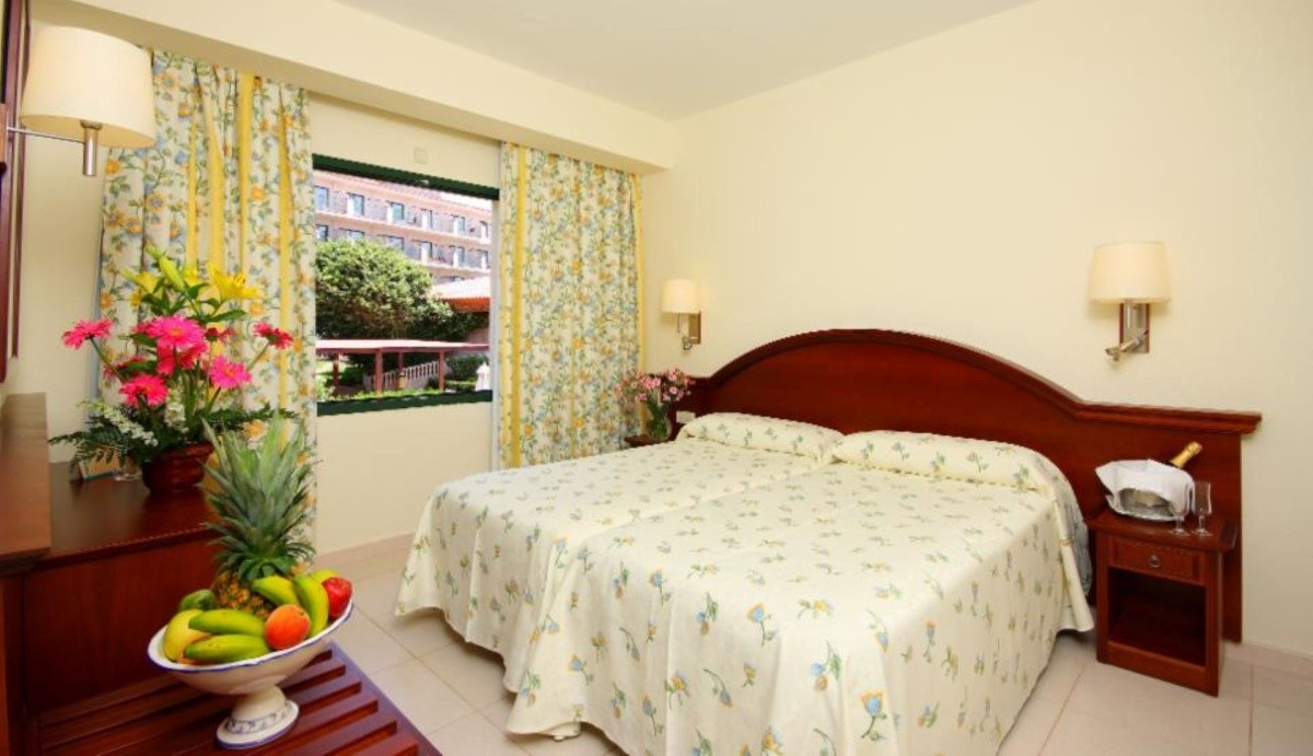 Valentin Son Bou Hotel & Apartements