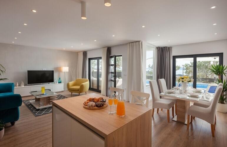 Villa Festina Lente