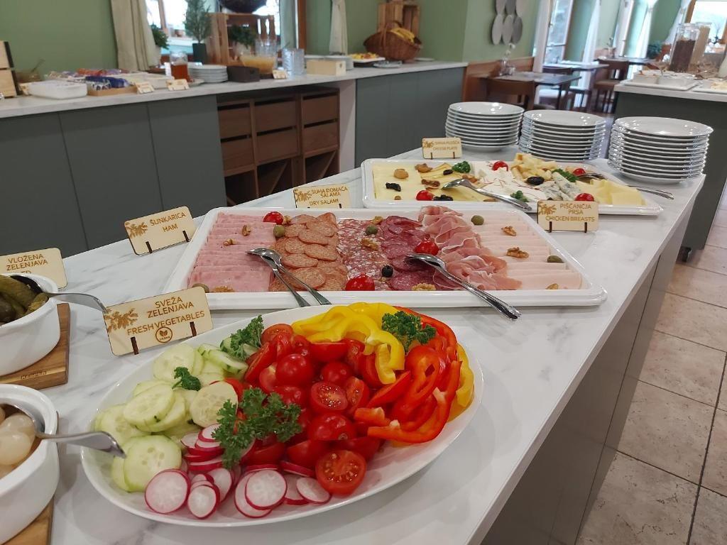 Forest Hotel Videc (apartmány)