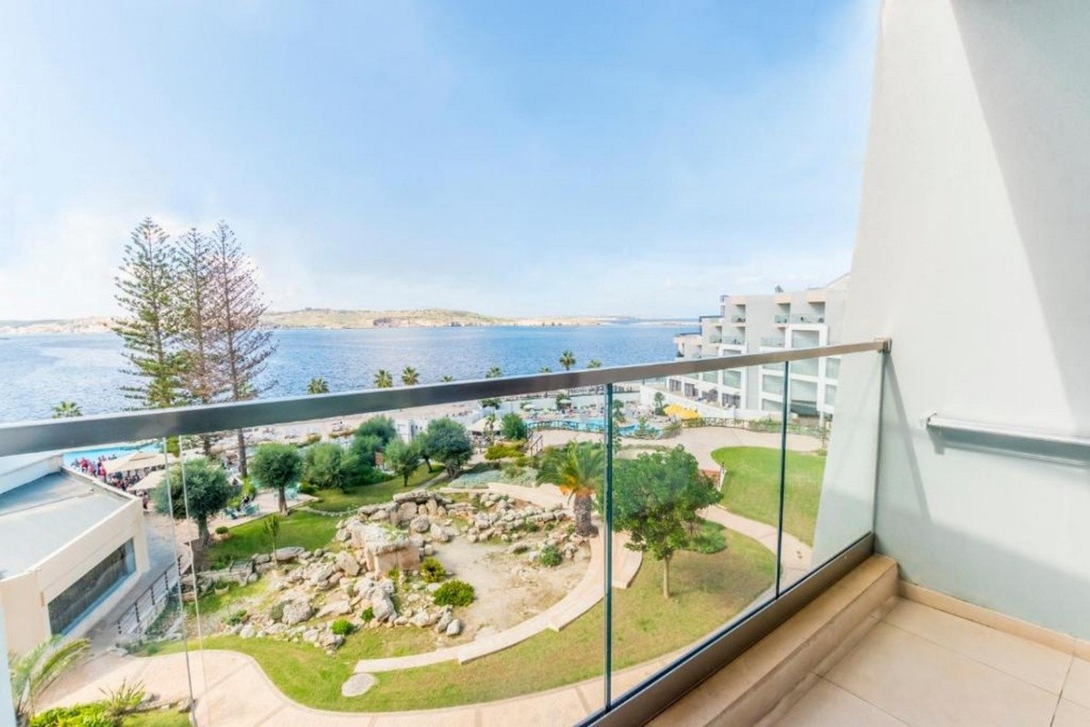 Doubletree By Hilton Malta (Ex. Dolmen Resort)