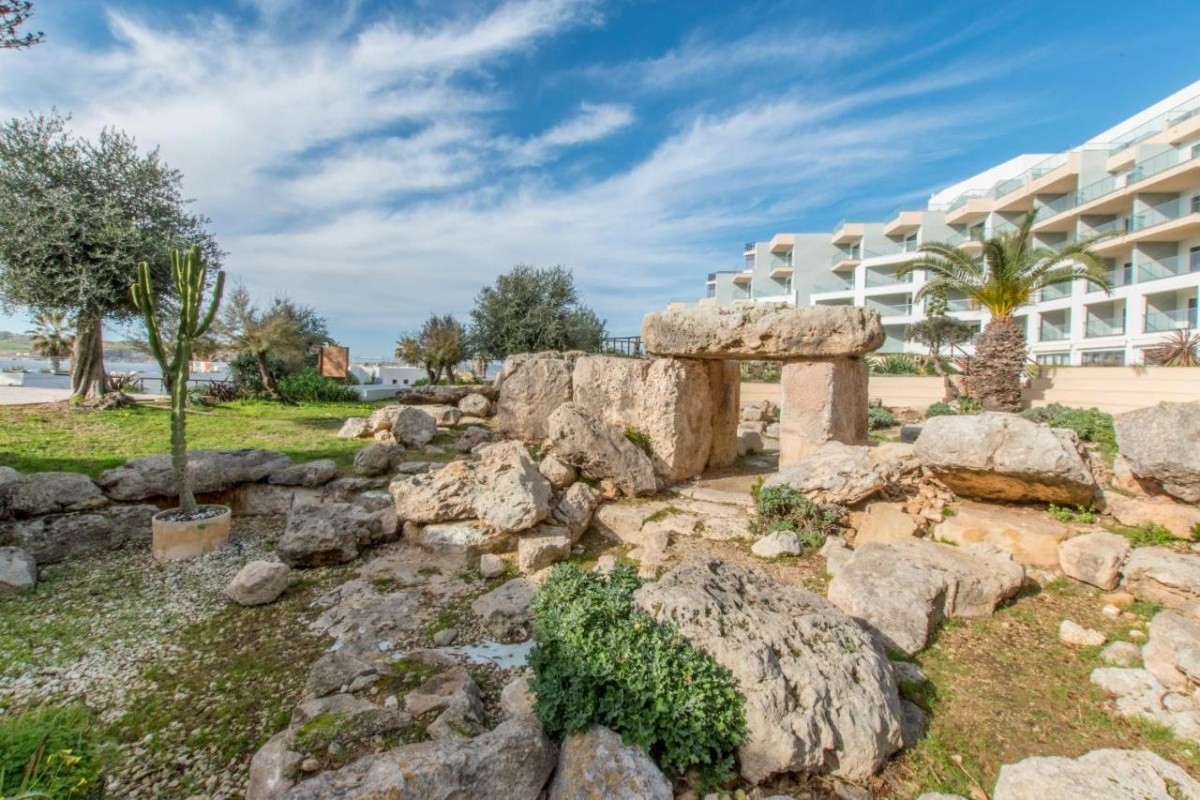 Doubletree By Hilton Malta (Ex. Dolmen Resort)