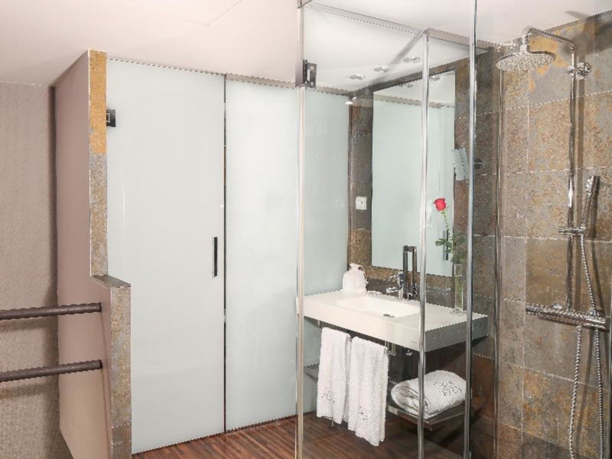 Gran Derby Suite Hotel
