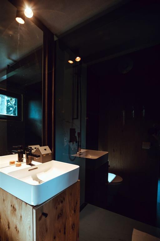 Luxury Glamping Resort Chocolate Village (zima)