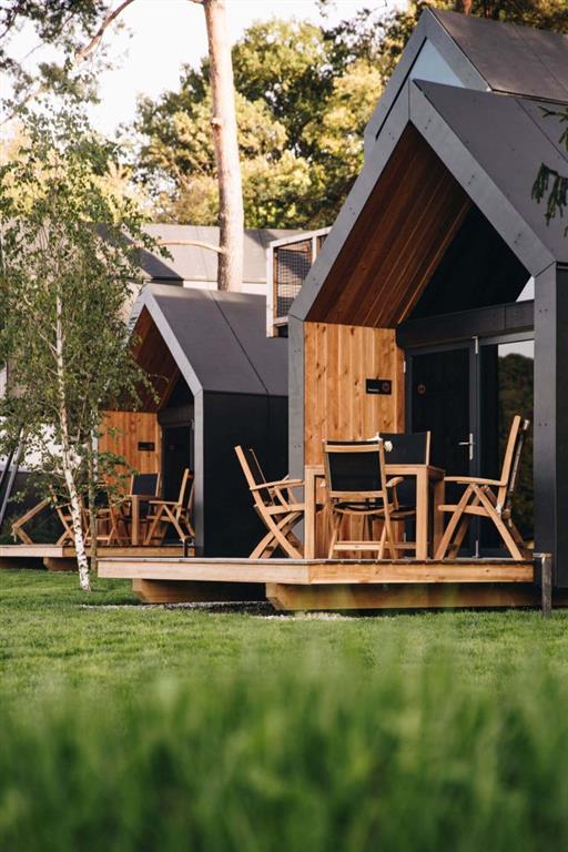 Luxury Glamping Resort Chocolate Village (zima)
