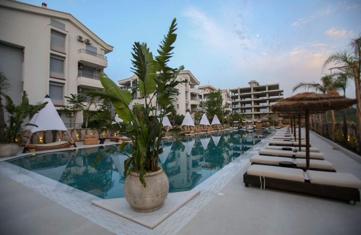 Regina Palm Resort