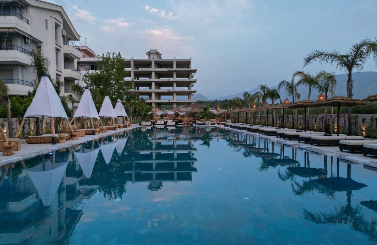 Regina Palm Resort