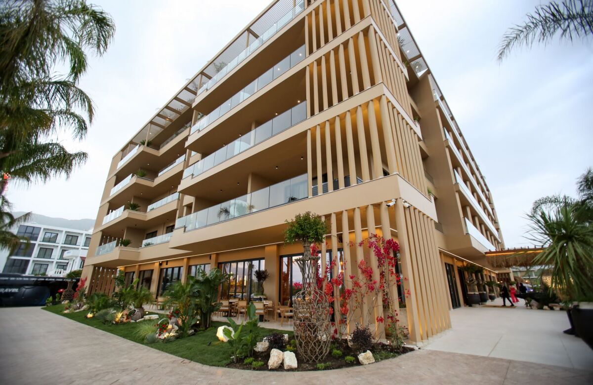 Regina Palm Resort