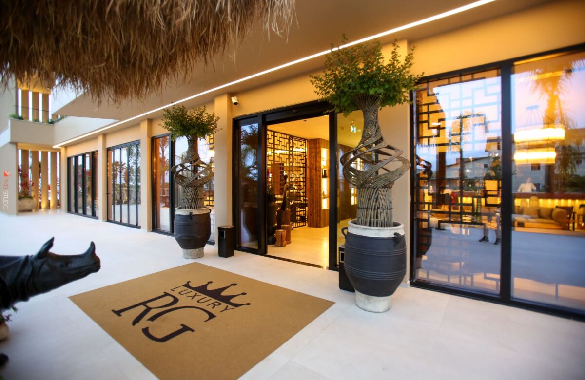 Regina Palm Resort