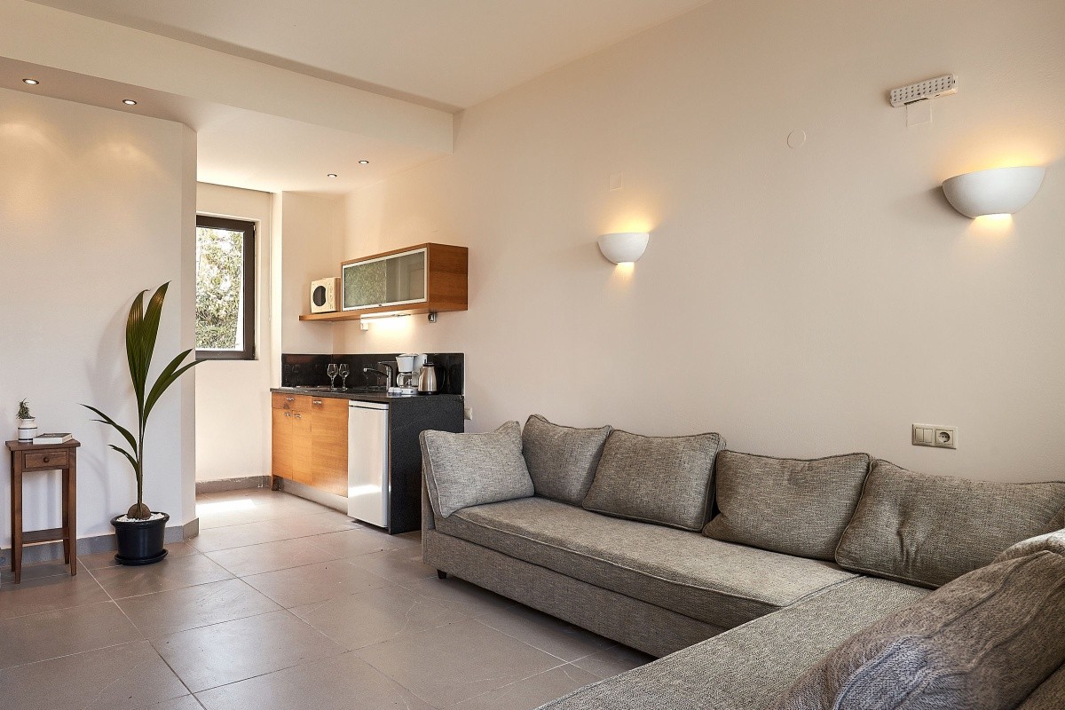 Creteco Hotel & Suites (Ex. Kritzas Beach Suites)